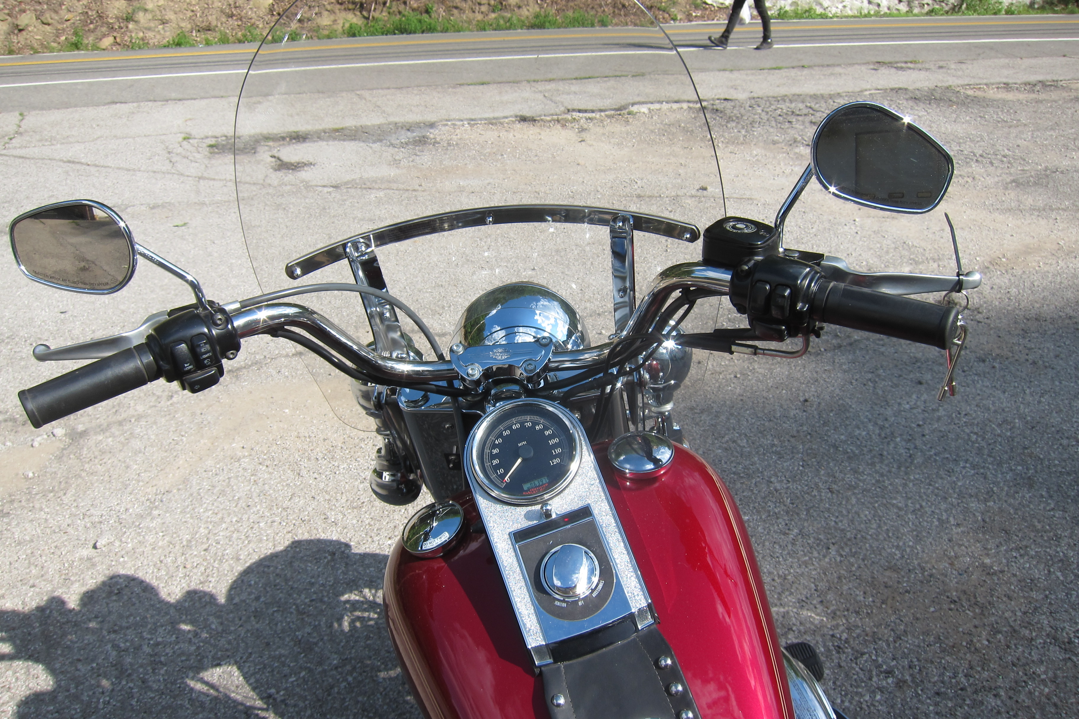 2004 Harley-Davidson® FLSTC Heritage Softail Classic - Photo 7